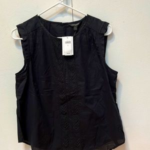 Beautiful banana republic top. Brand new with tags. Black size small.
